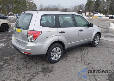 2010 Subaru Forester 2.5X z USA, uszkodzony, nr VIN JF2SH6AC1AH711739